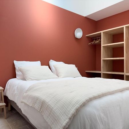 Les Suites Du 13 Aigues-Mortes Esterno foto