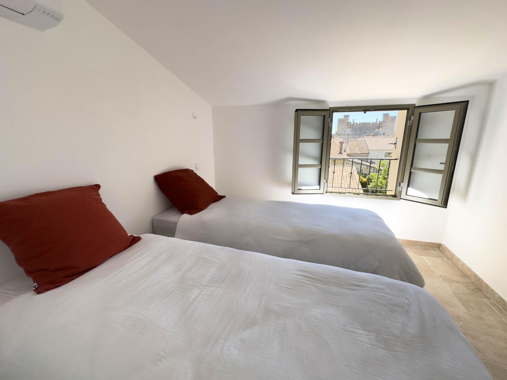Les Suites Du 13 Aigues-Mortes Esterno foto