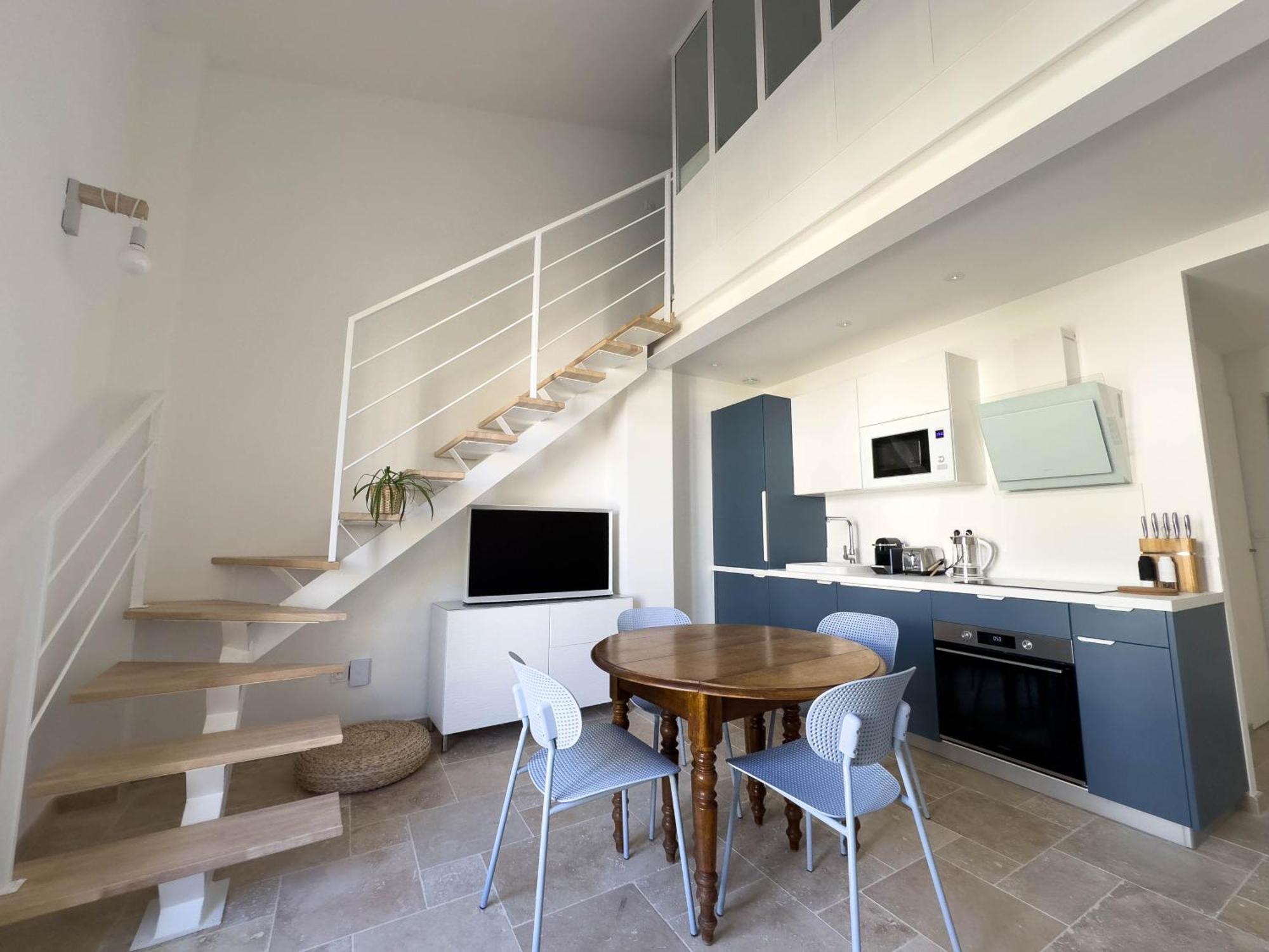 Les Suites Du 13 Aigues-Mortes Esterno foto
